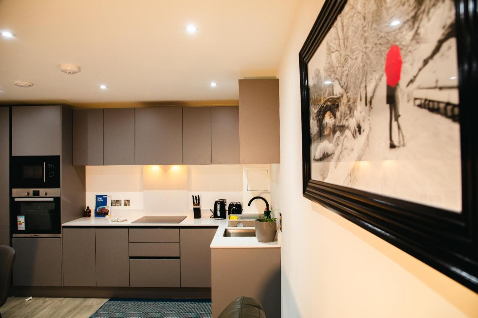City Centre Luxury Apartment เบลฟาสต์ ภายนอก รูปภาพ