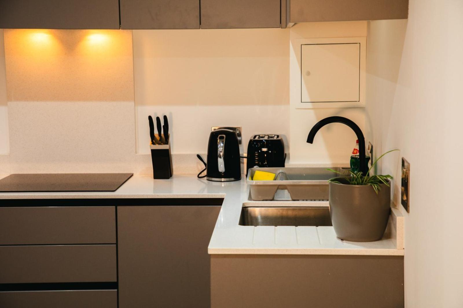 City Centre Luxury Apartment เบลฟาสต์ ภายนอก รูปภาพ